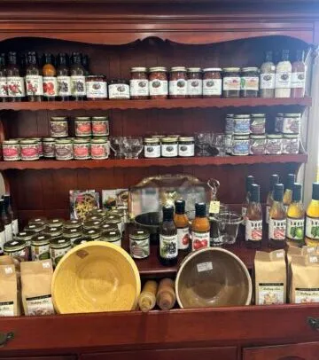 Jams, Dips, Relishes & Dressings